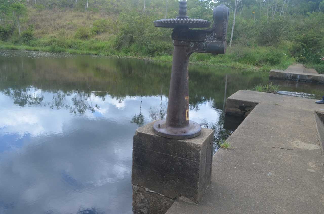 Prefeito solicita a Embasa manutenção dos serviços a respeito da Barragem